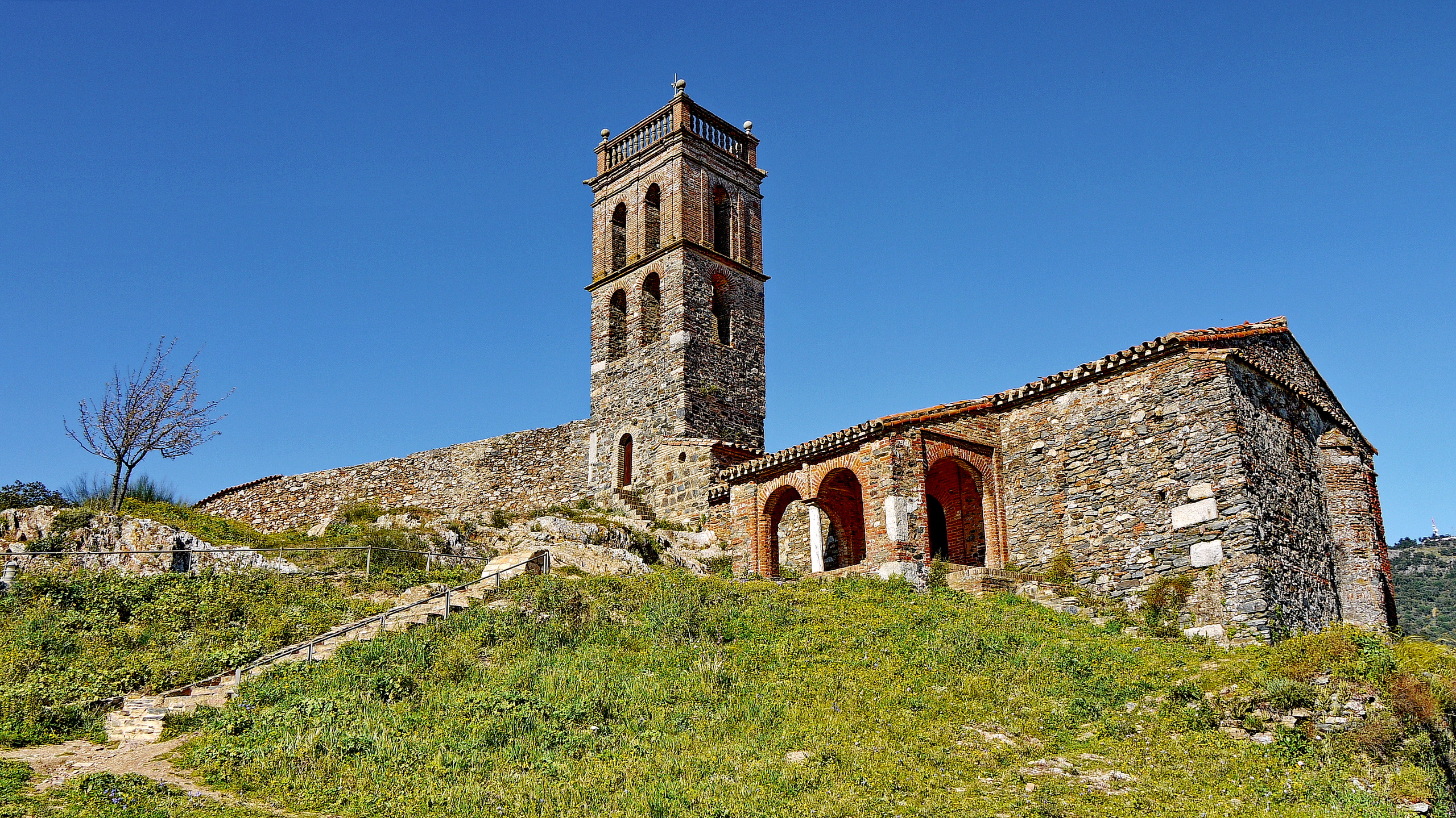 Almonaster La Real (Sierra de Aracena)