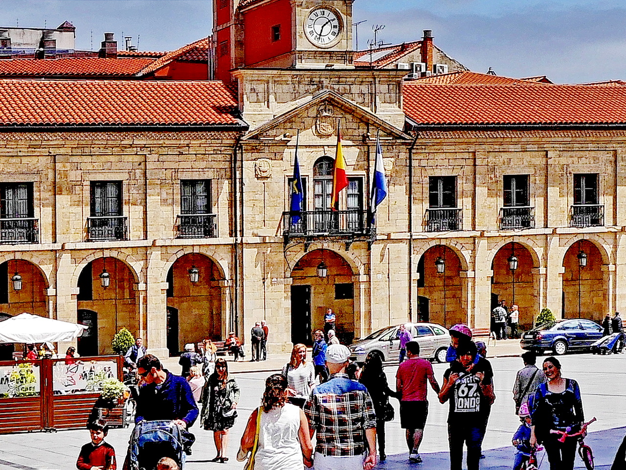 Avilés